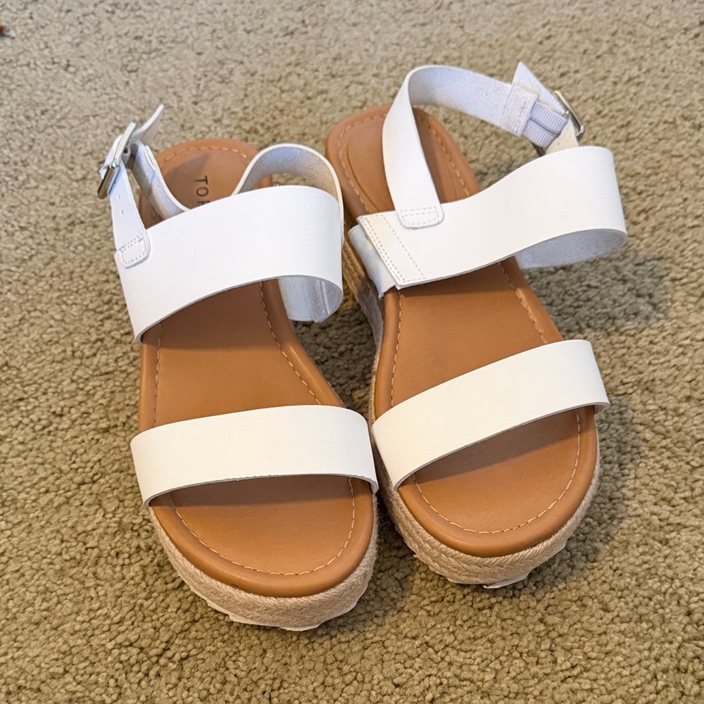 Torrid size 7.5 White Platform Espadrille Sandals - Women